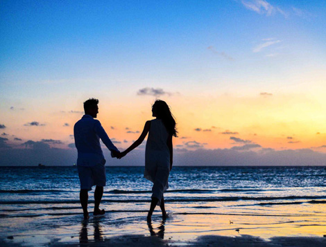Honeymoon Couple